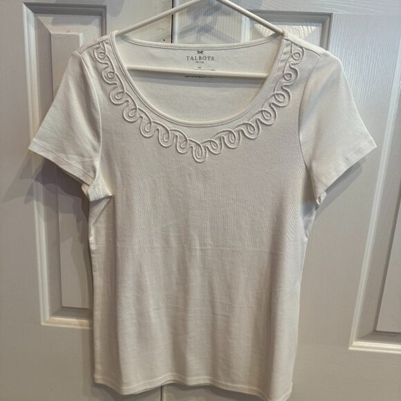 Ladies, Talbot's white t-shirt, Petite large, like new - Picture 1 of 3